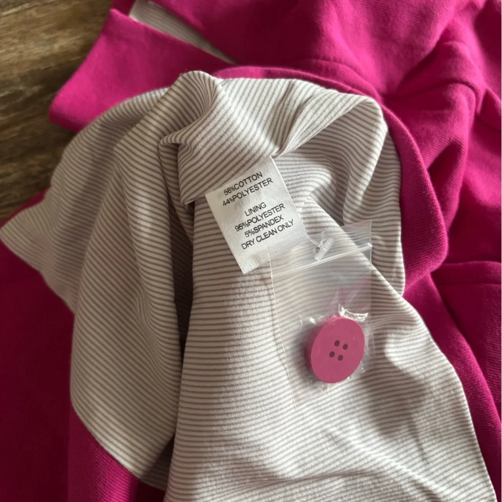 Boutique Women’s Fuchsia Blazer - Picture 6 of 6